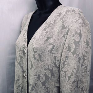 Well tailored 2-pice airy summer suites